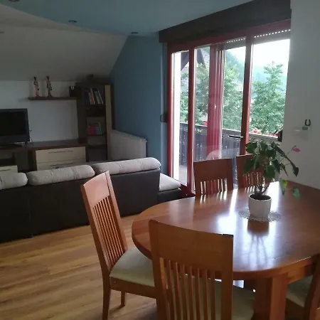 Διαμέρισμα Apartma Zmalinka